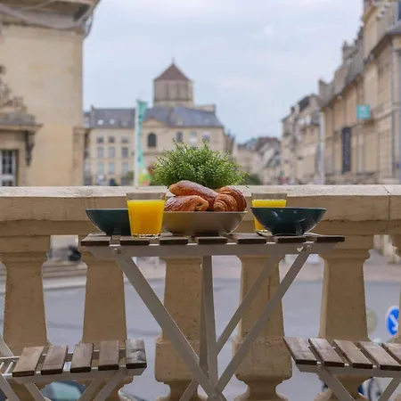 דירה Renove Avec Terrasse Et Vue Unique !